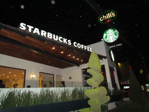 Starbucks de noche